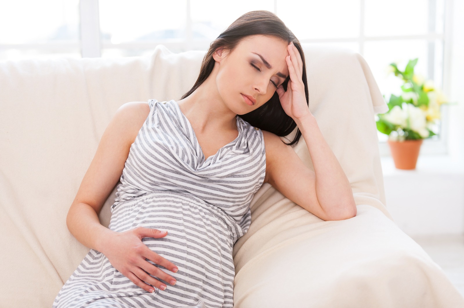Hamilelikte Baş Ağrısı Neden Olur?